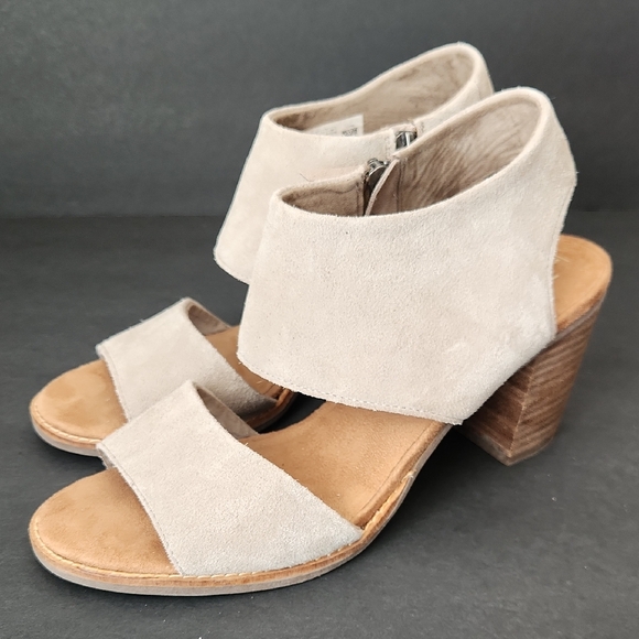 Toms Shoes - Toms Cream Suede Block Heel Sandals Size 9